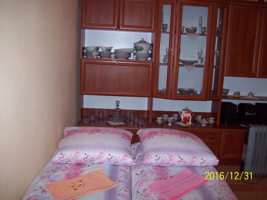 Natalia Vendeghaz Hotel Csetfalvat Esterno foto